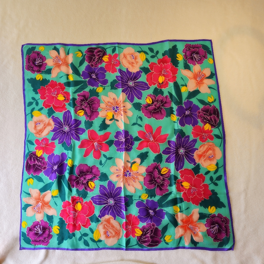 Oscar De La Renta Floral Silk‎ Scarf with Vibrant Colors